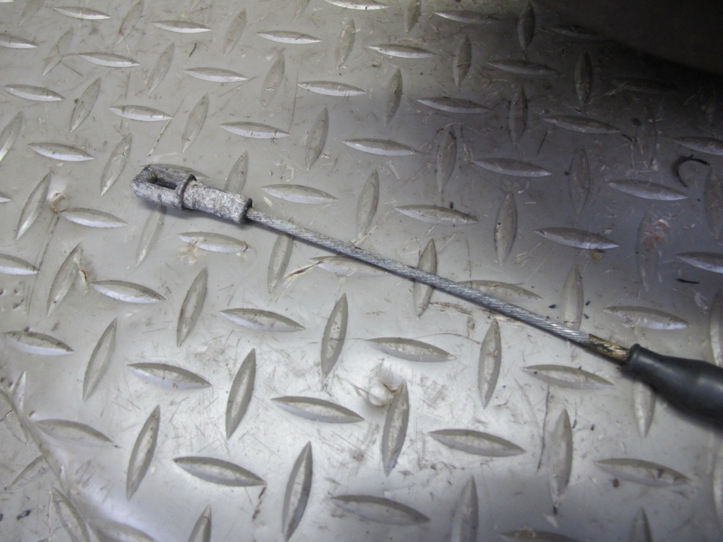 90-95 Mercedes W124 300D RWD Rear Right Spindle Knuckle Wheel Hub Bearing OEM