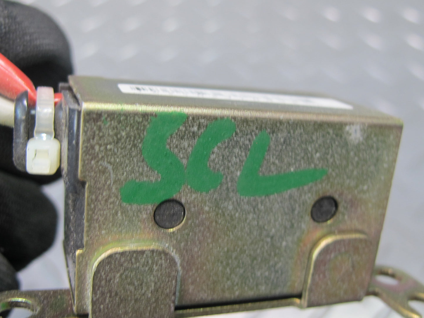 98-00 Lexus JZZ31L SC400 SC300 Transponder KEY Amplifier 89783-24010 OEM