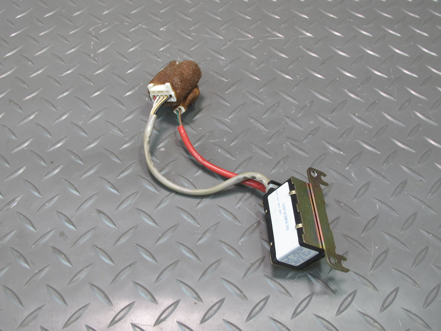 98-00 Lexus JZZ31L SC400 SC300 Transponder KEY Amplifier 89783-24010 OEM