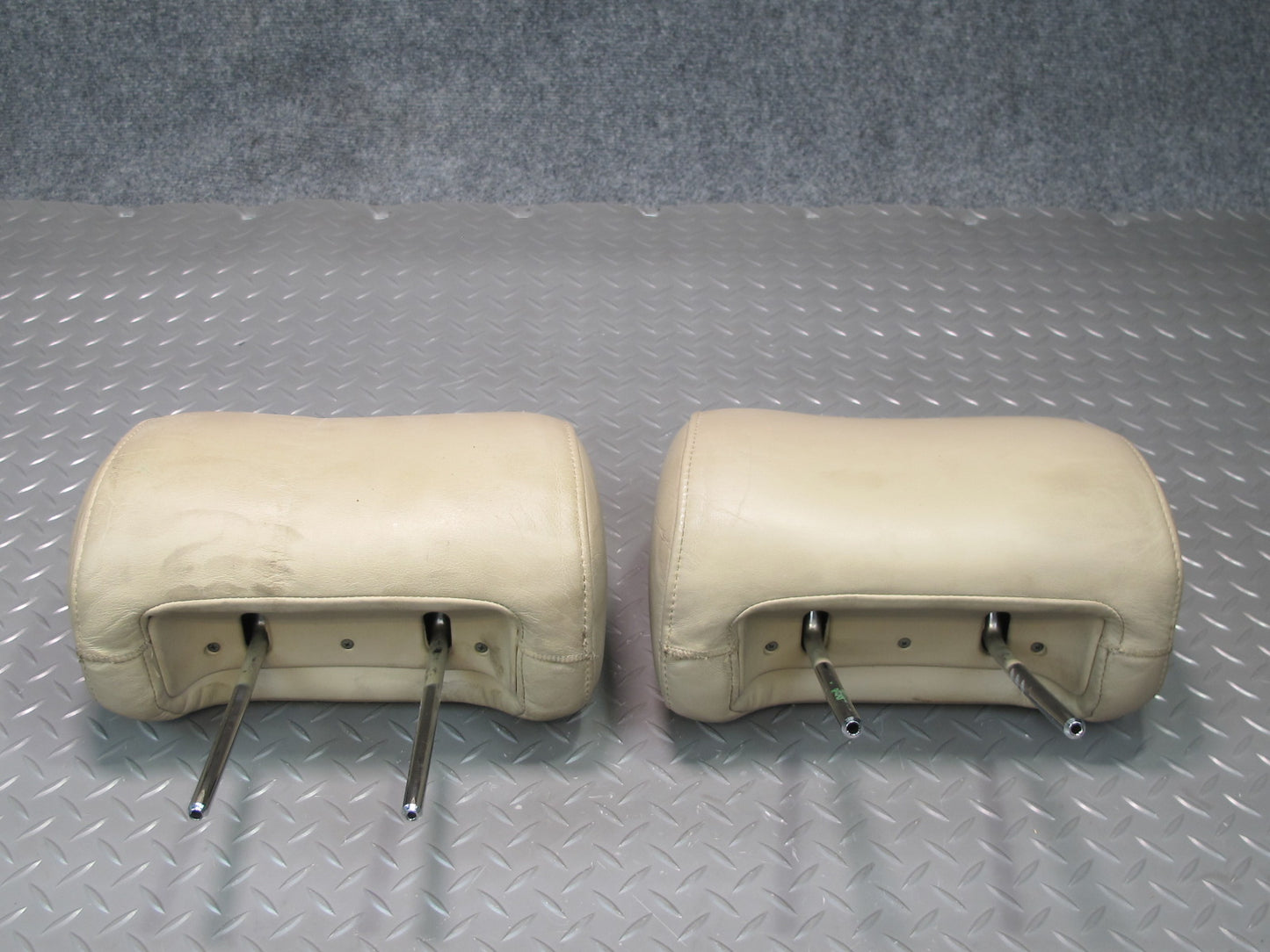 92-99 Lexus JZZ31L SC400 SC300 Set of 2 Front Seat Leather Headrest Ivory OEM