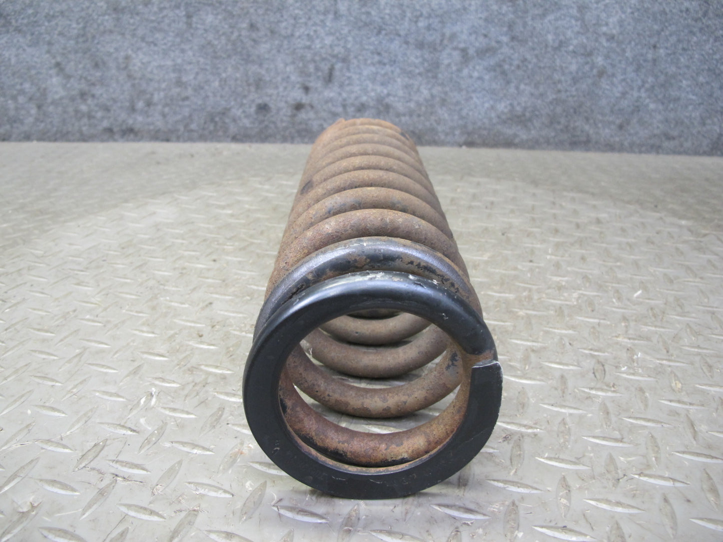 90-95 Mercedes W124 300D Rear Left & Right Suspension Coil Spring Set OEM