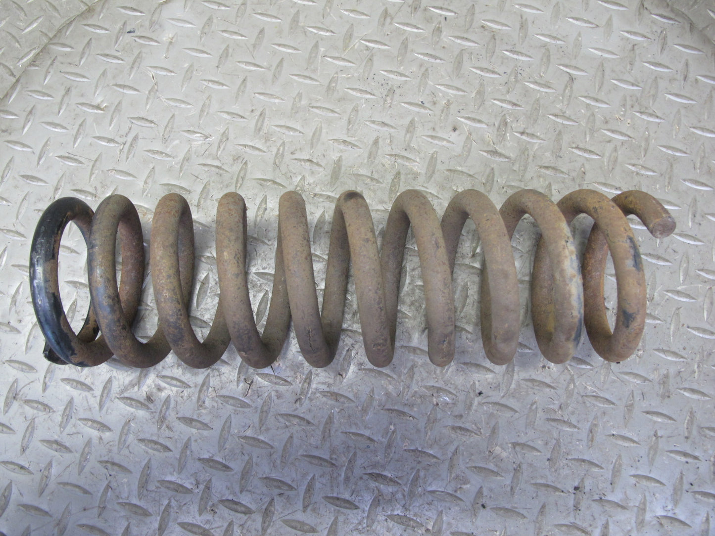 90-95 Mercedes W124 300D Rear Left & Right Suspension Coil Spring Set OEM