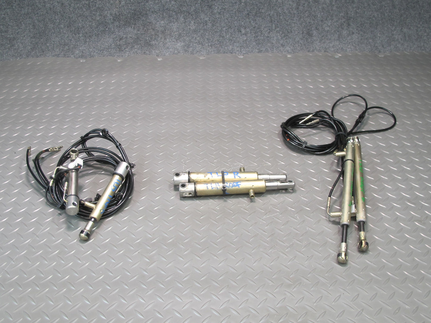 2001-2006 BMW E46 Convertible TOP Roof Hydraulic Shock Cylinder Hose Line Set