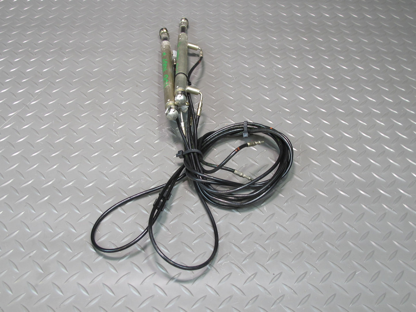 2001-2006 BMW E46 Convertible TOP Roof Hydraulic Shock Cylinder Hose Line Set