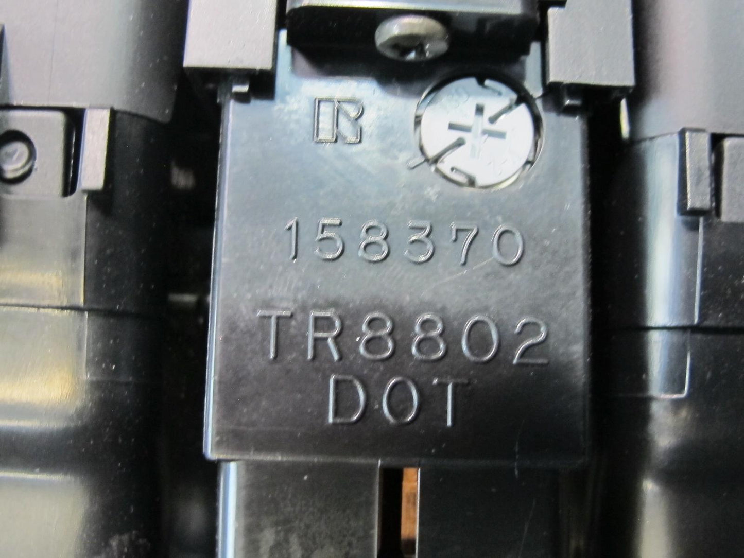 95-97 Toyota Celsior Dash Front Left Center Right A/C Air Vent Set OEM