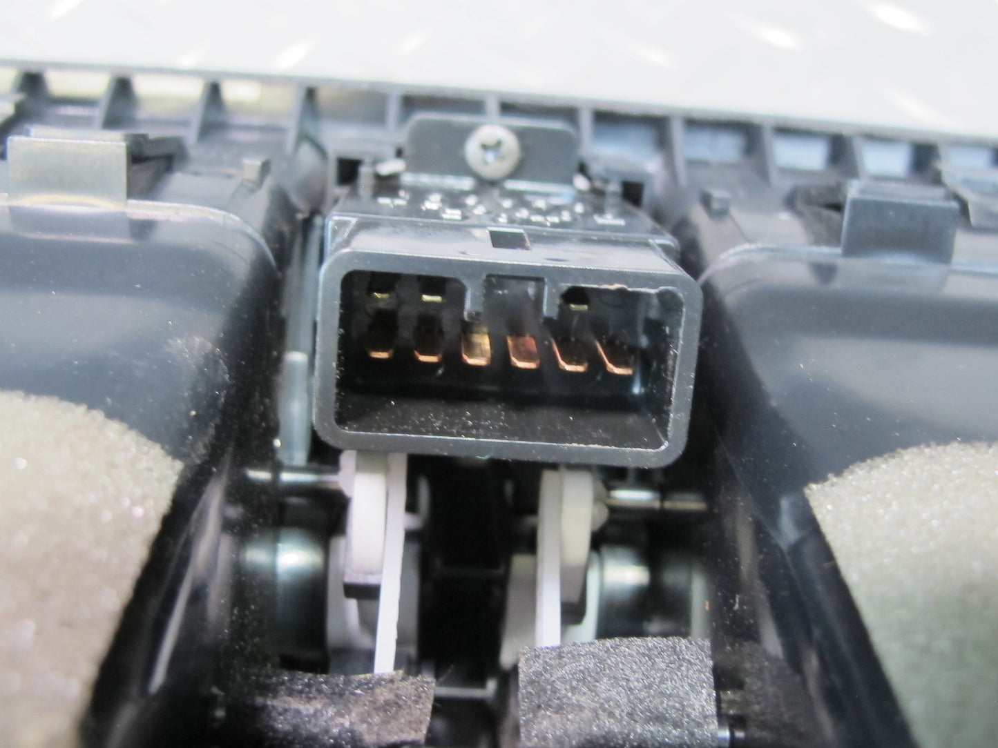 95-97 Toyota Celsior Dash Front Left Center Right A/C Air Vent Set OEM