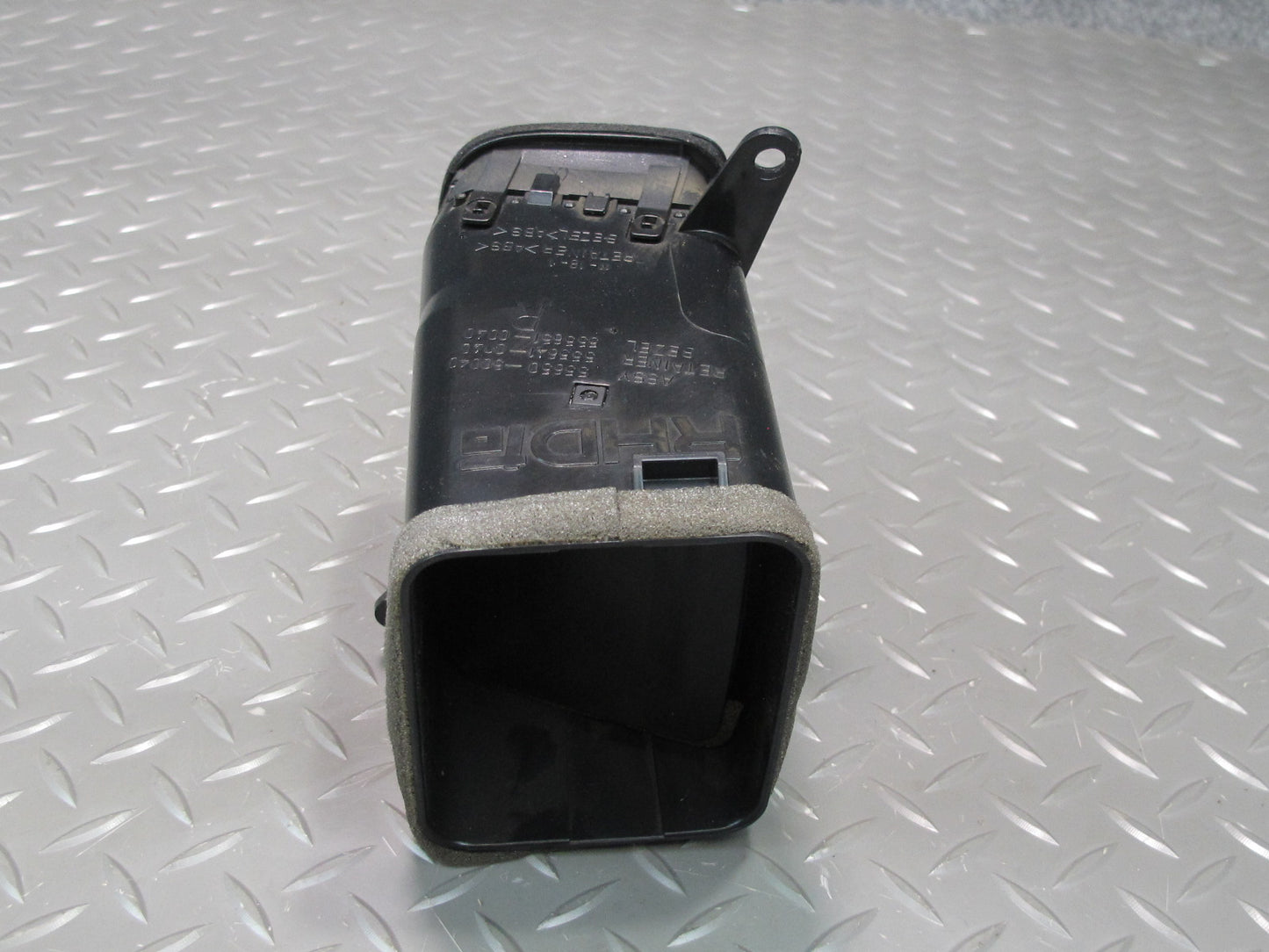 95-97 Toyota Celsior Dash Front Left Center Right A/C Air Vent Set OEM