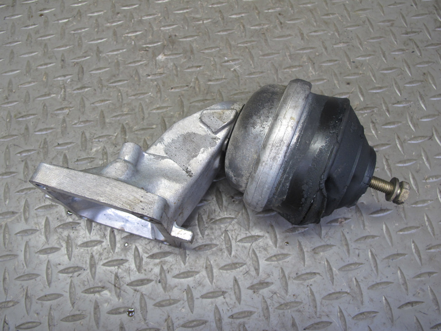 93-95 Mercedes W124 300D OM606.910 Engine Left & Right Motor Mount Set OEM