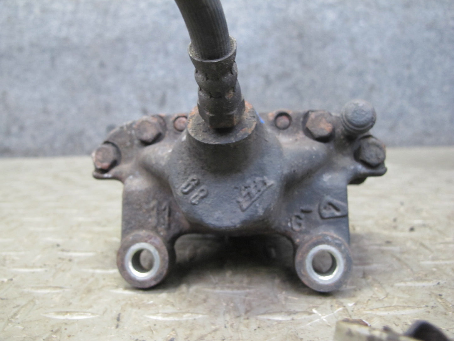 90-95 Mercedes W124 300D Rear Right & Left Brake Caliper Set OEM