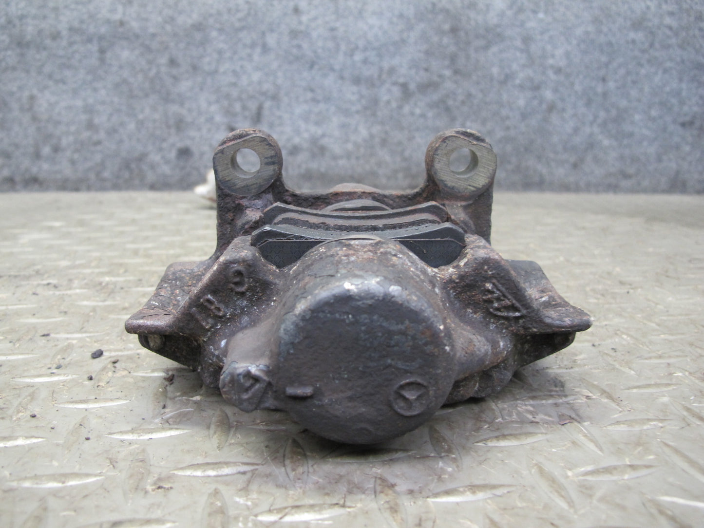 90-95 Mercedes W124 300D Rear Right & Left Brake Caliper Set OEM