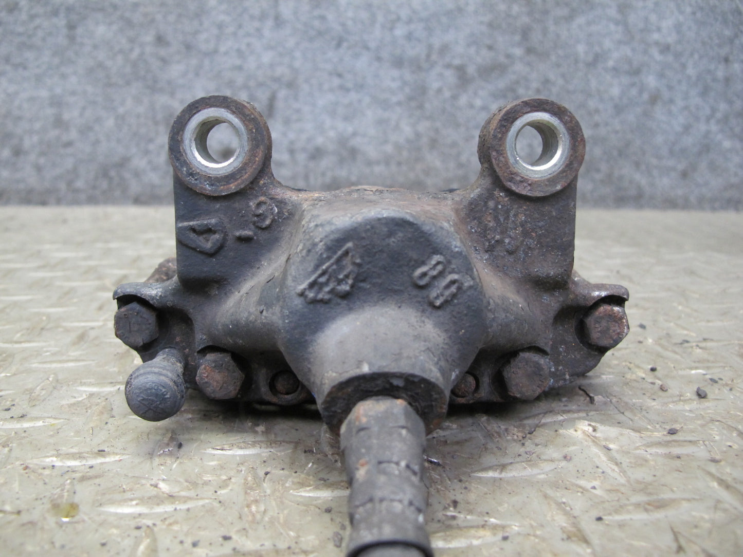 90-95 Mercedes W124 300D Rear Right & Left Brake Caliper Set OEM