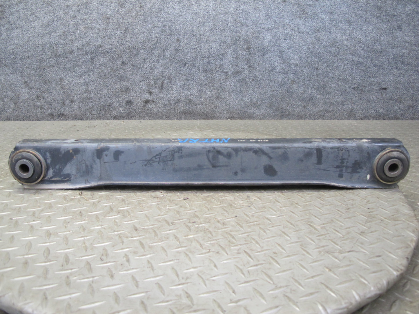 2003-2009 Hummer H2 Rear Right Upper & Lower Control Arm  Set of 4