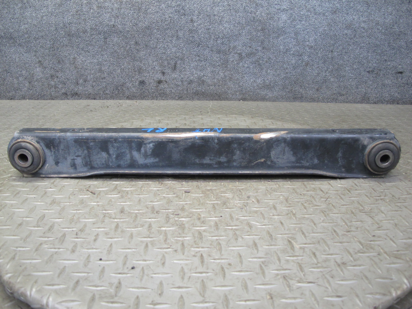 2003-2009 Hummer H2 Rear Right Upper & Lower Control Arm  Set of 4