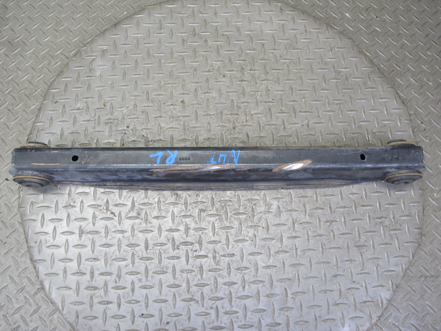 2003-2009 Hummer H2 Rear Right Upper & Lower Control Arm  Set of 4