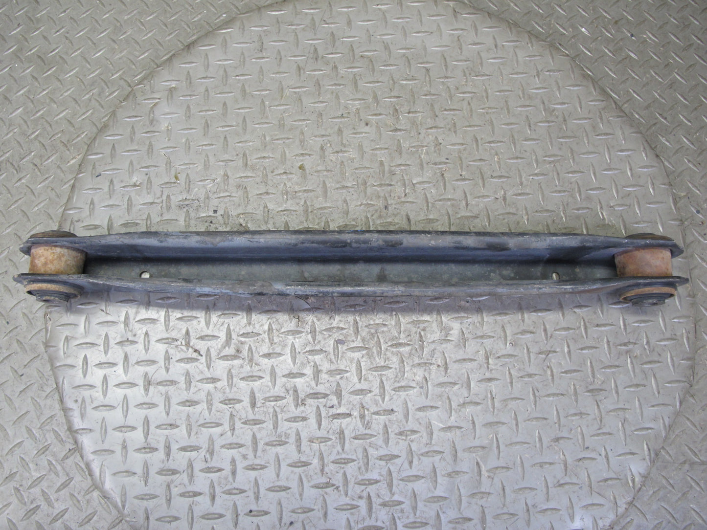 2003-2009 Hummer H2 Rear Right Upper & Lower Control Arm  Set of 4