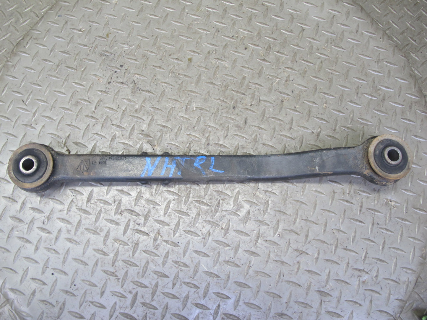 2003-2009 Hummer H2 Rear Right Upper & Lower Control Arm  Set of 4