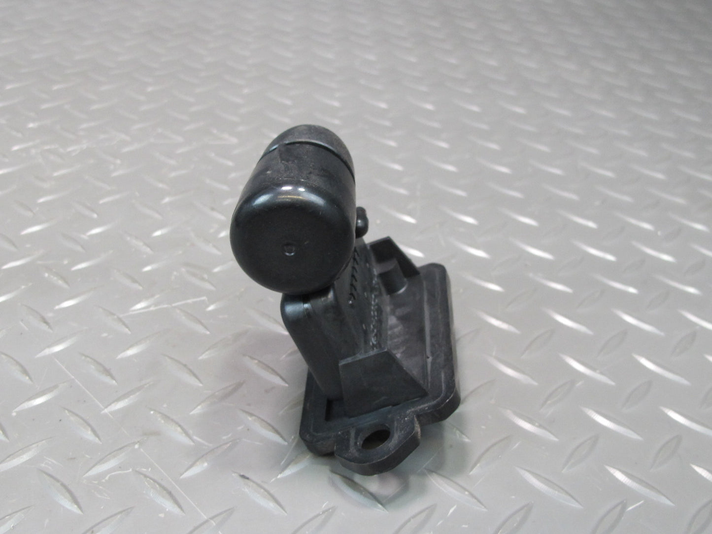 98-00 Lexus LS400 SC400 SC300 Mass Air Flow Meter MAF Sensor 22204-20010 OEM