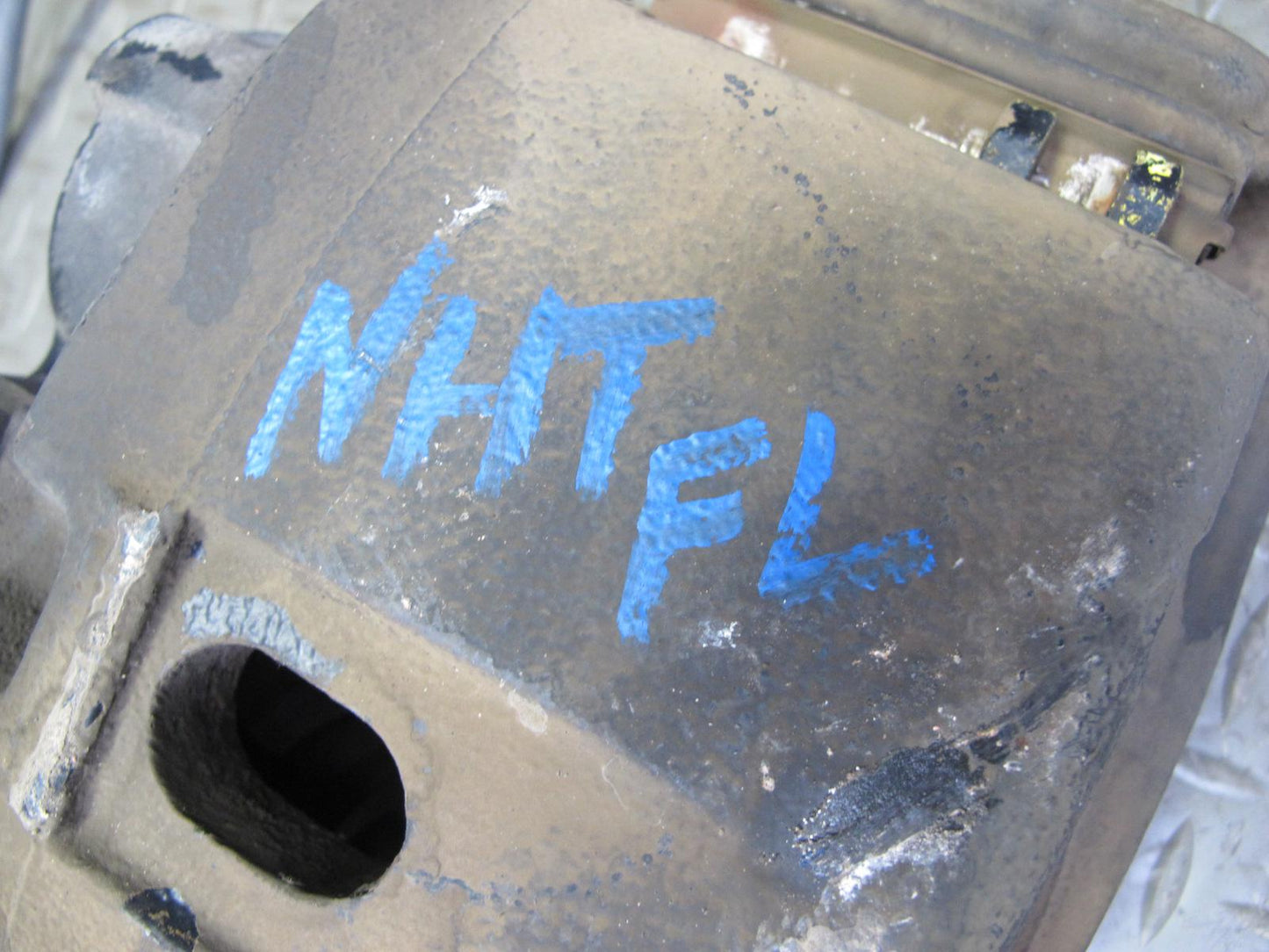 2003-2009 Hummer H2 AWD Front Left & Right Brake Caliper Set of 2