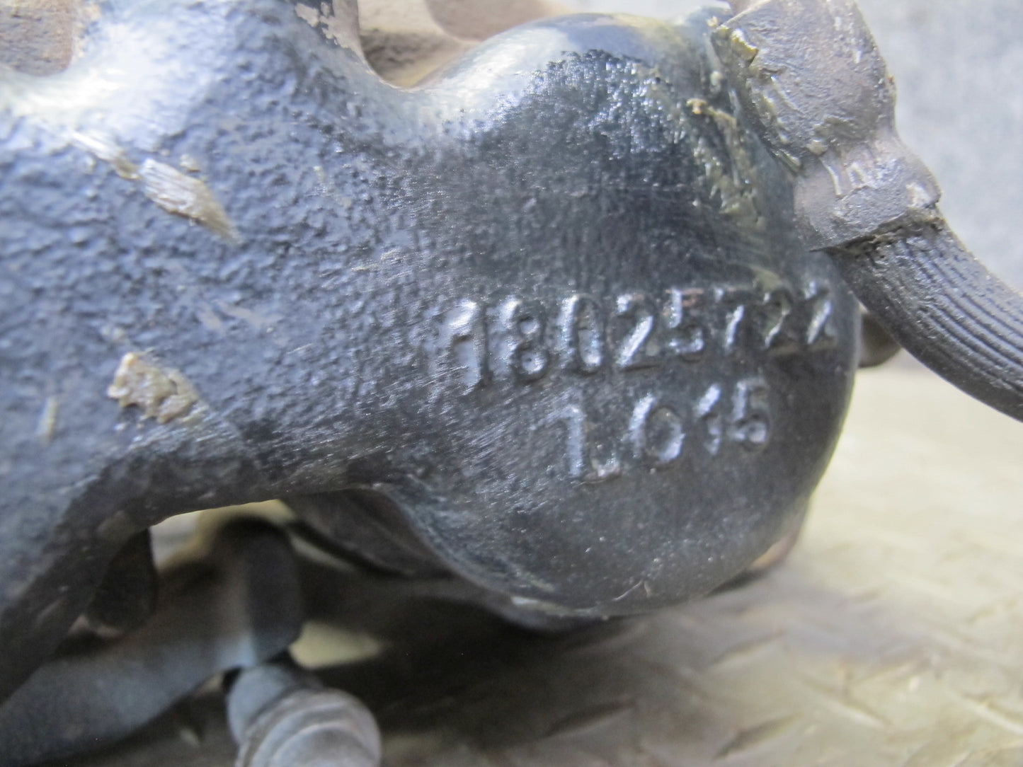 2003-2009 Hummer H2 AWD Front Left & Right Brake Caliper Set of 2