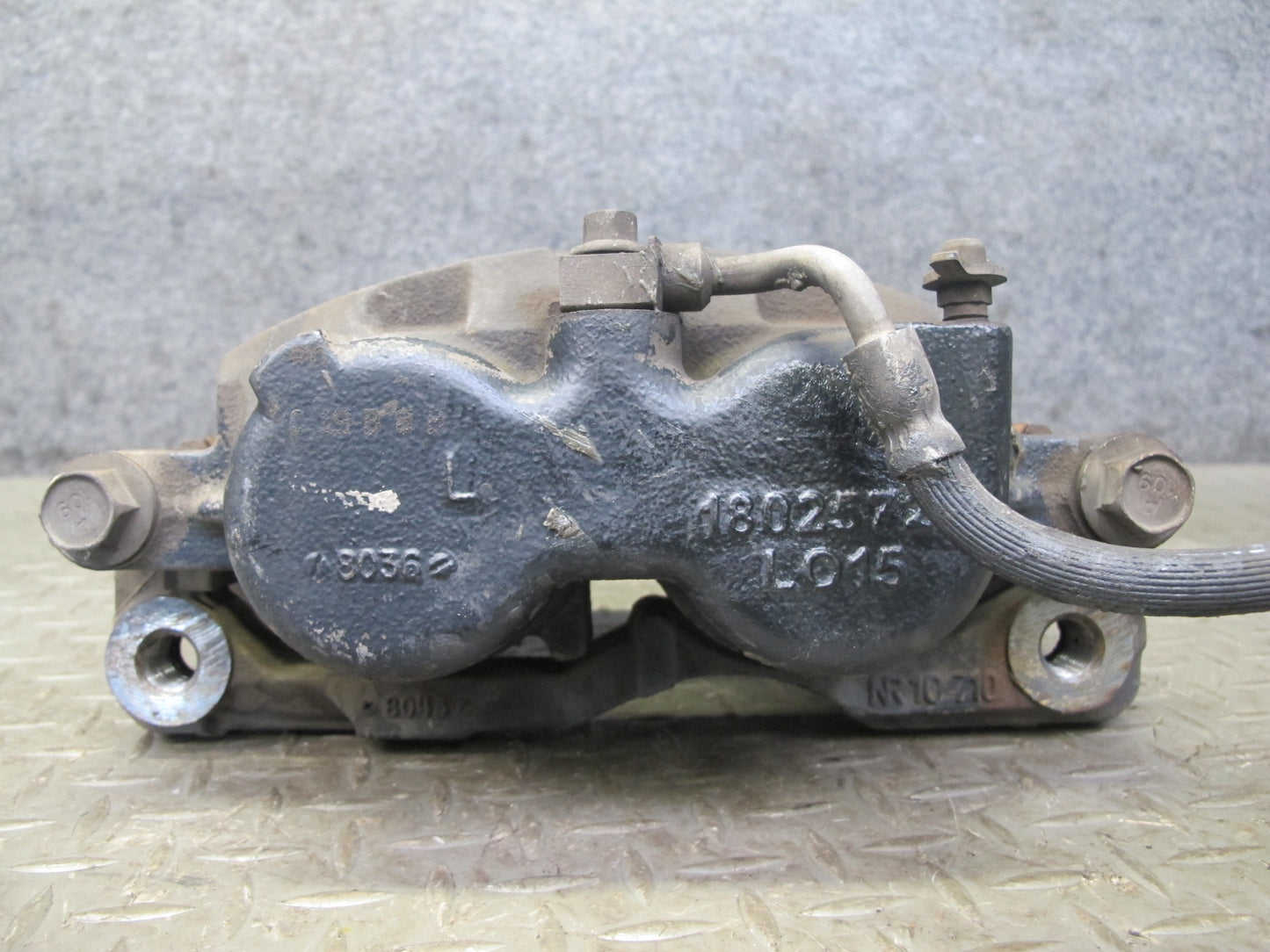 2003-2009 Hummer H2 AWD Front Left & Right Brake Caliper Set of 2