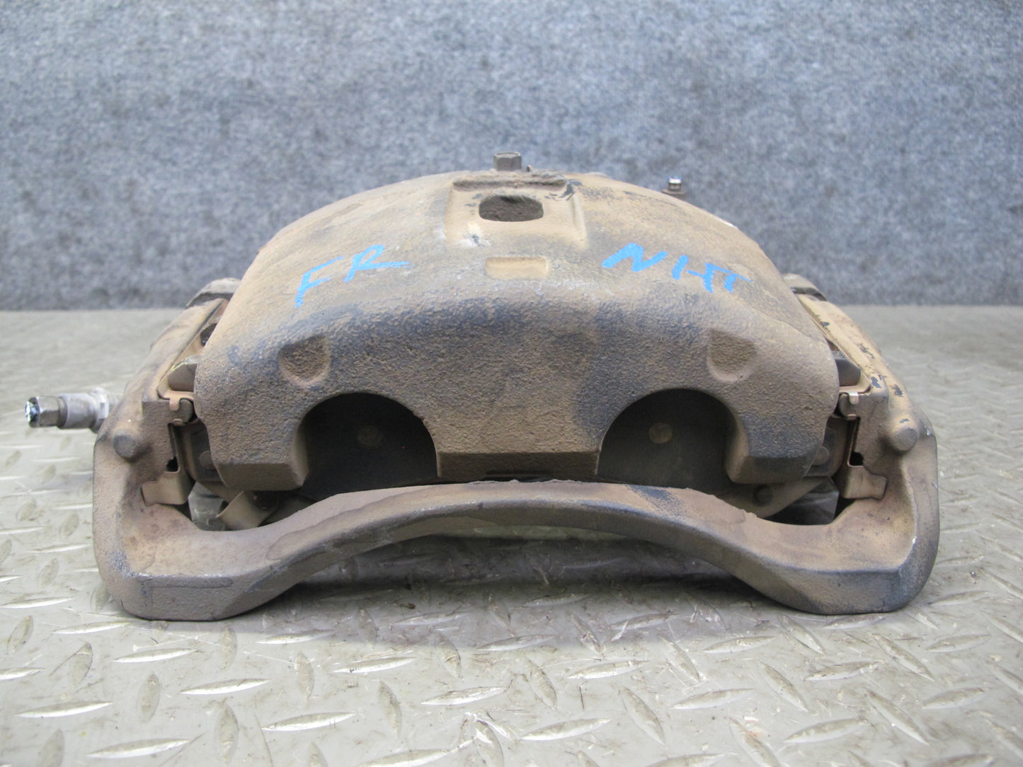 2003-2009 Hummer H2 AWD Front Left & Right Brake Caliper Set of 2