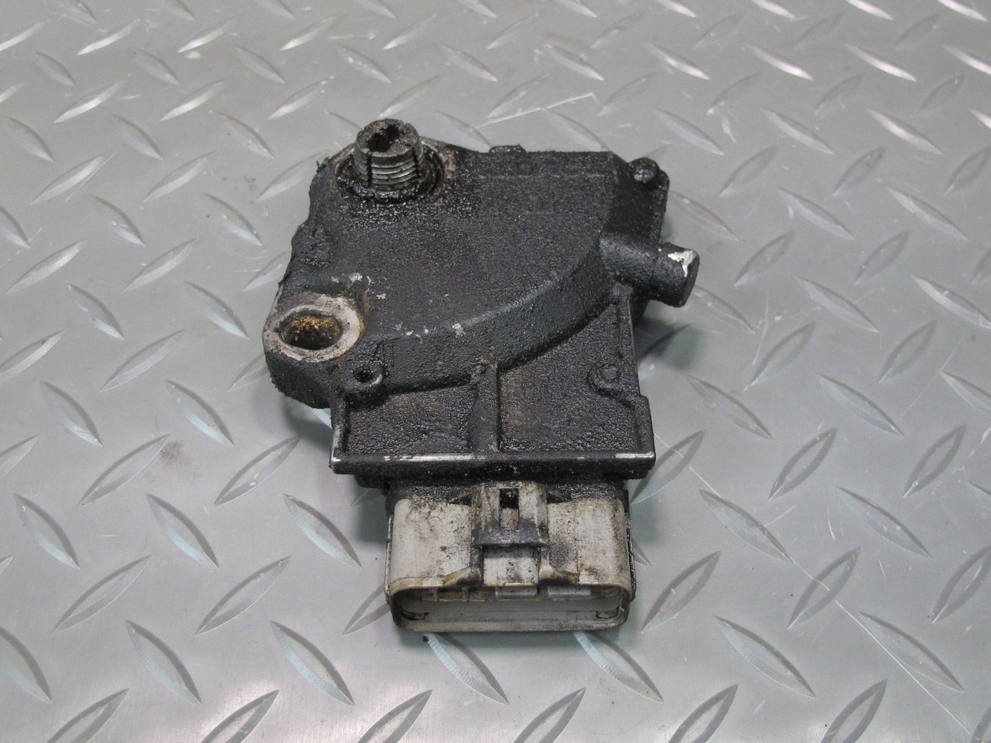 95-00 Lexus UZZ30L SC400 SC300 A/T Transmission Neutral Safety Switch OEM