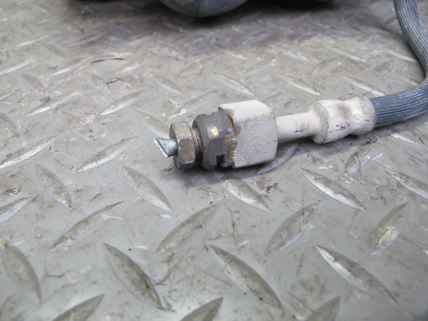 2003-2009 Hummer H2 AWD Rear Left & Right Brake Caliper Set of 2