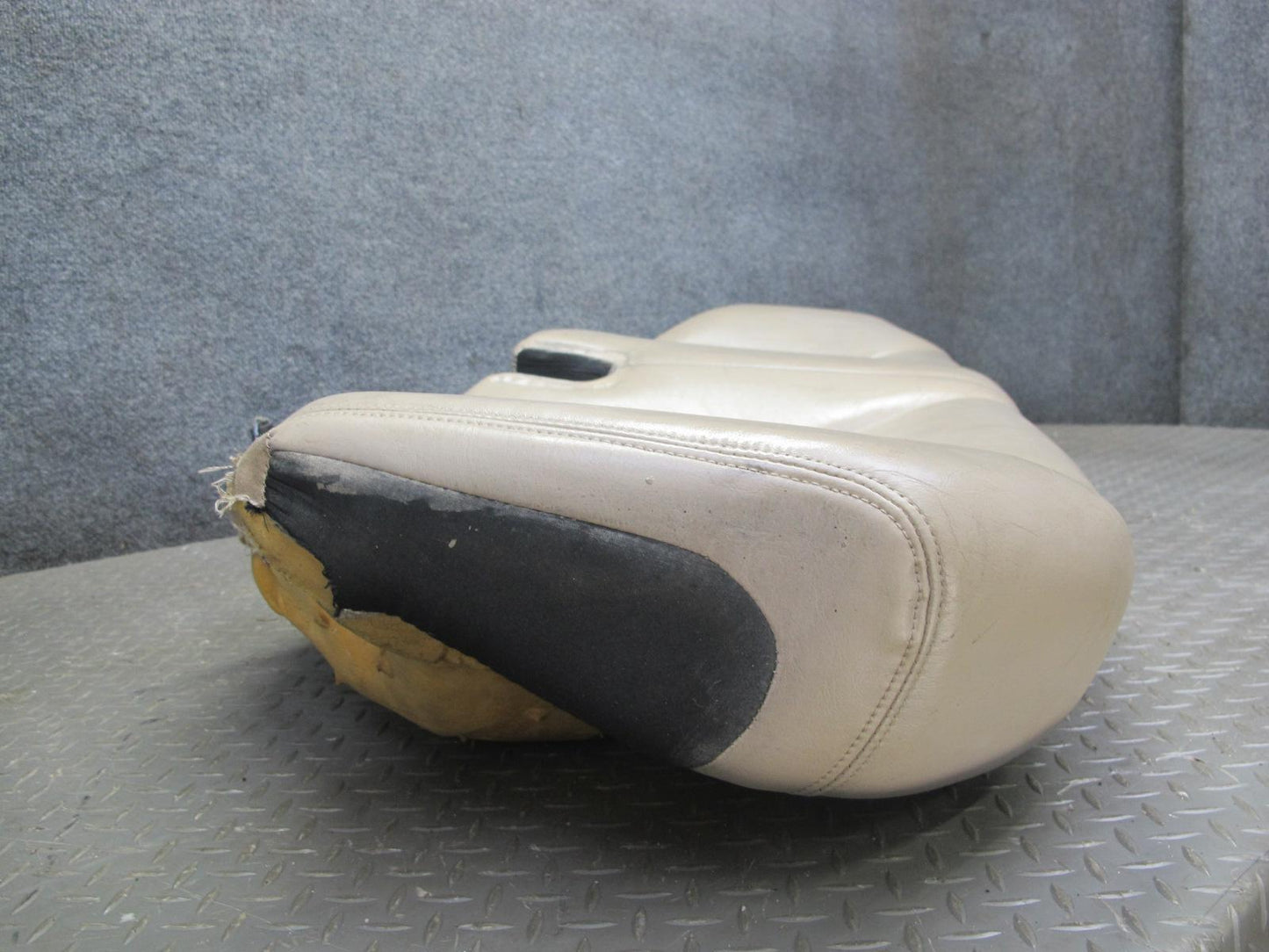 99-00 Lexus UZZ30L SC400 SC300 Rear Leather Seat Lower Cushion Ivory OEM