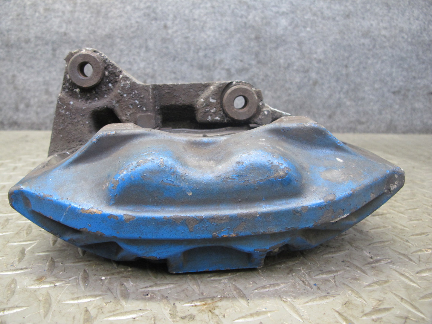 95-00 Lexus UCF20L LS400 Set of 2 Front Left Right Brake Caliper Sumitomo OEM