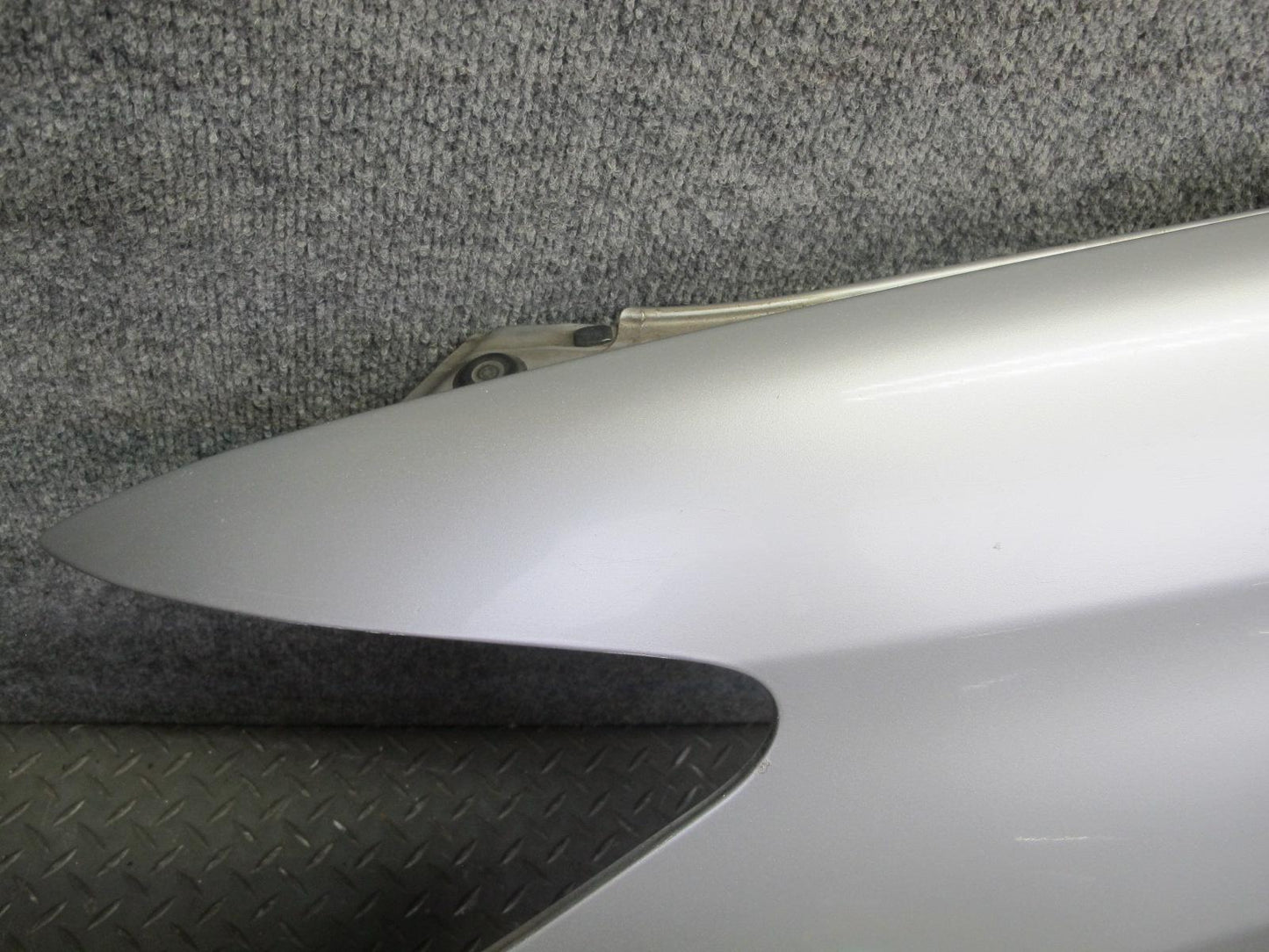 04-06 Lexus UCF30L LS430 Front Left Fender Shell Panel Cover OEM