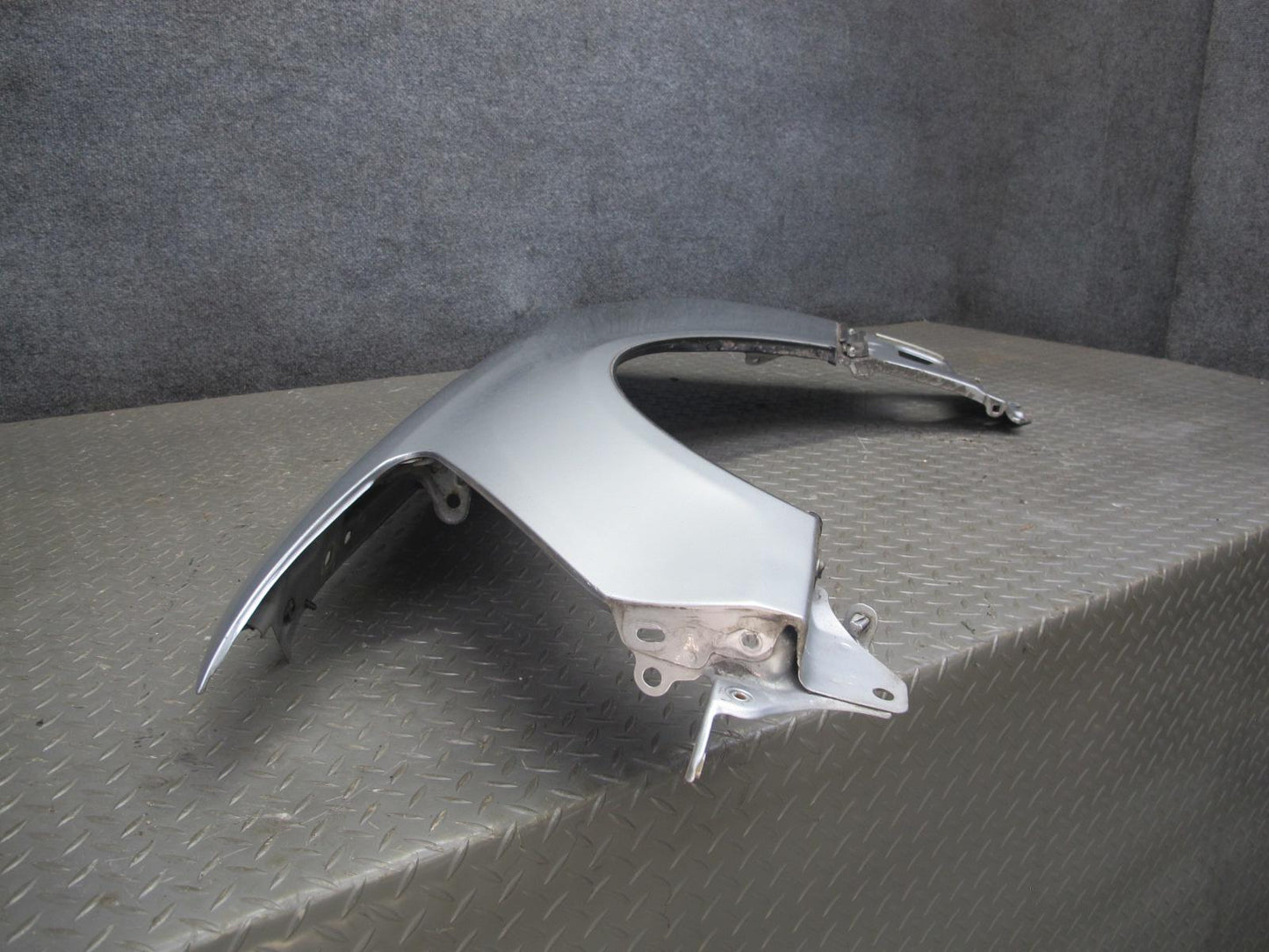 04-06 Lexus UCF30L LS430 Front Left Fender Shell Panel Cover OEM