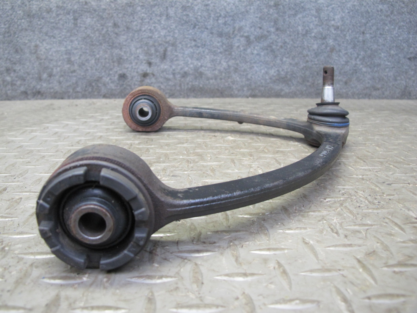 95-00 Lexus UCF20L LS400 Front Left Upper Control Arm SH25005