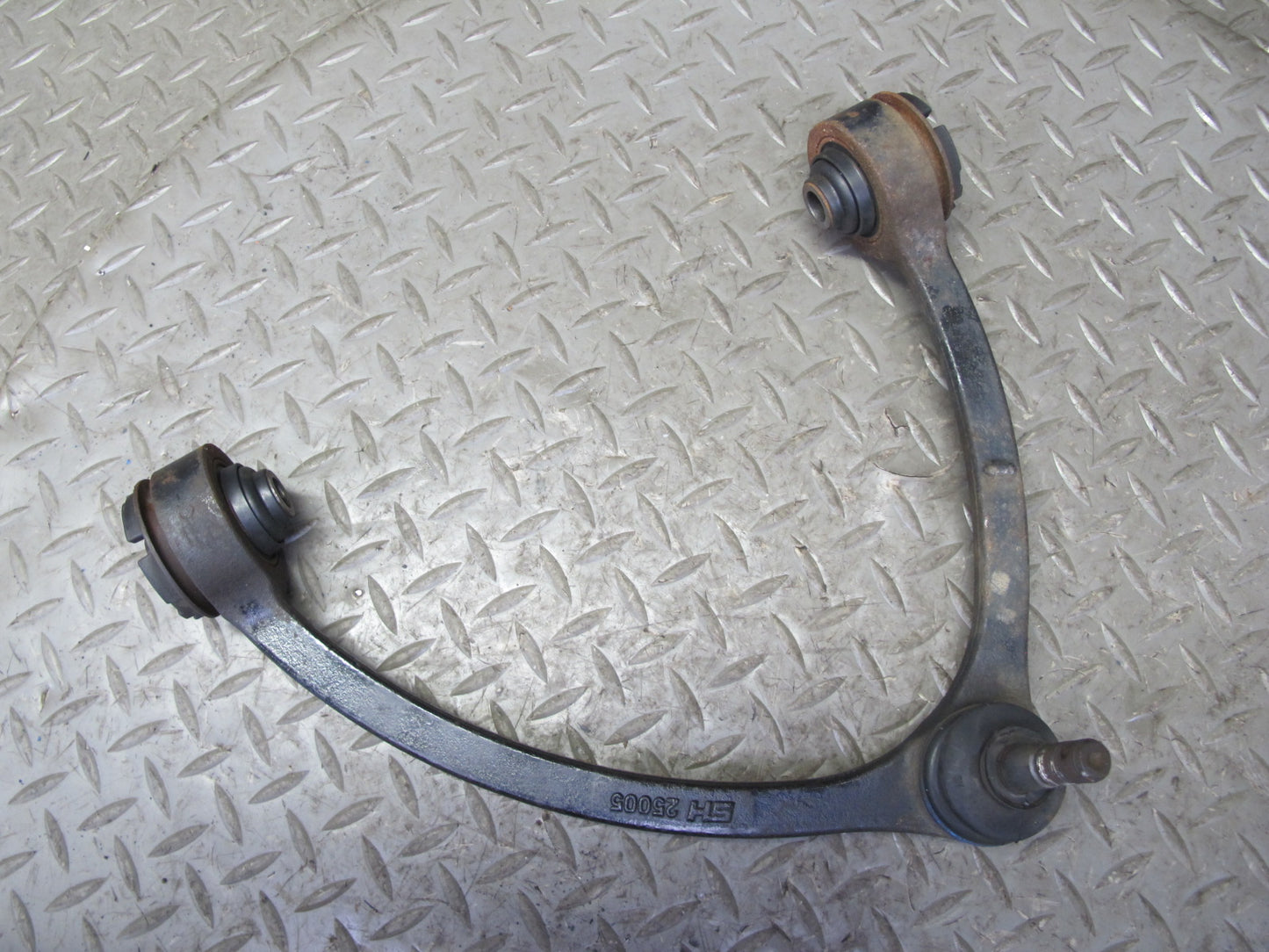 95-00 Lexus UCF20L LS400 Front Left Upper Control Arm SH25005