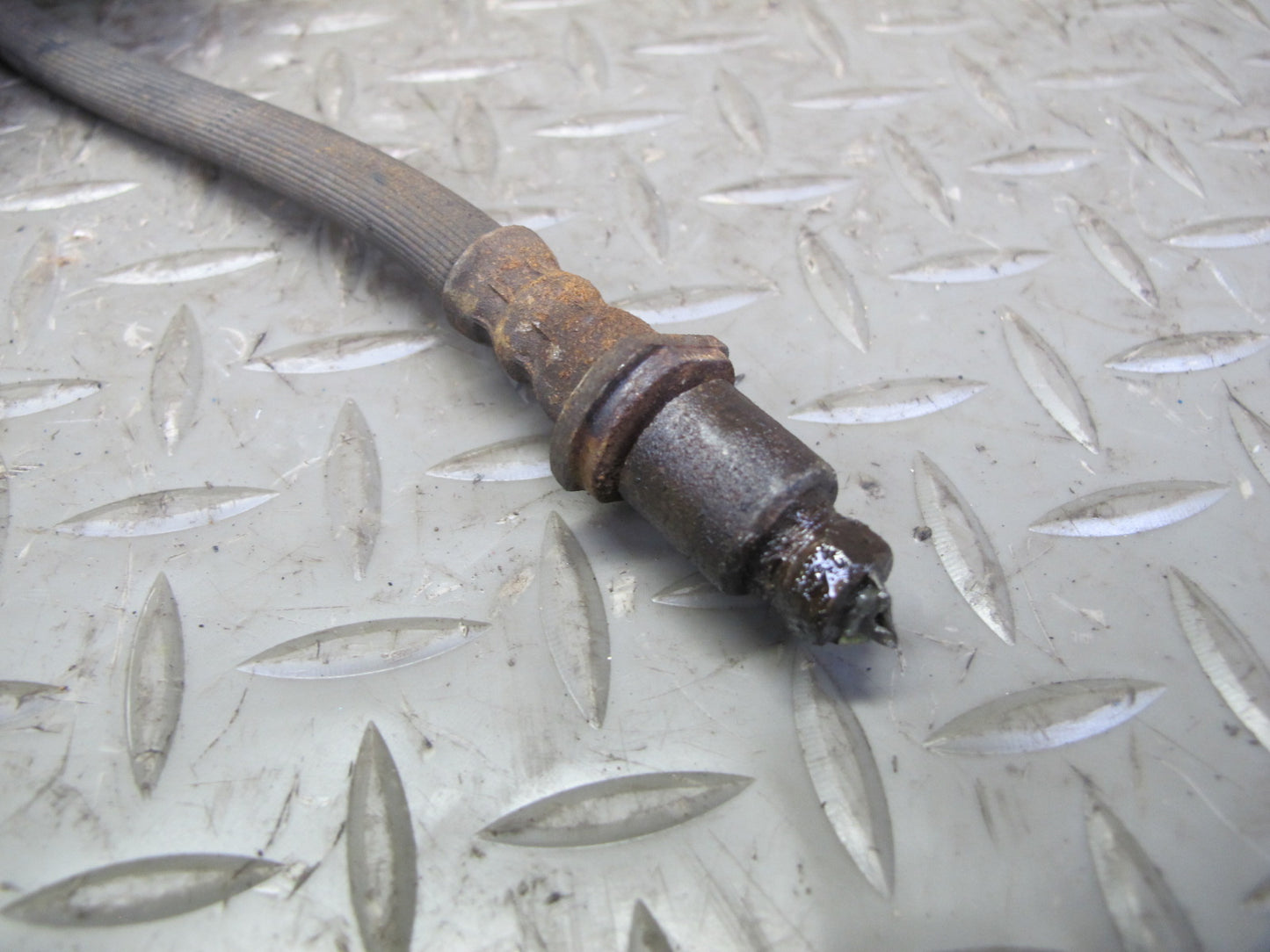 98-00 Lexus UCF20L LS400 Set of 2 Rear Left & Right Brake Caliper OEM