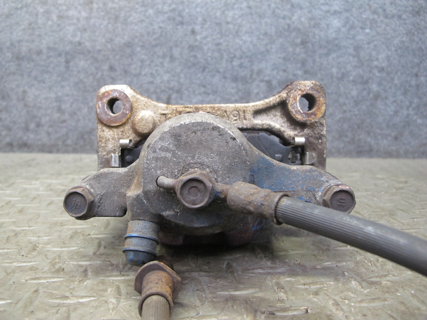 98-00 Lexus UCF20L LS400 Set of 2 Rear Left & Right Brake Caliper OEM