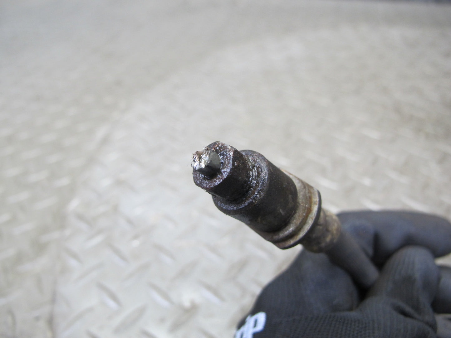 98-00 Lexus UCF20L LS400 Set of 2 Rear Left & Right Brake Caliper OEM