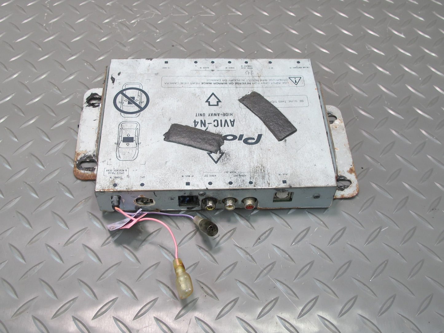 Pioneer AVIC-N4 Hide Away Unit CPN2377
