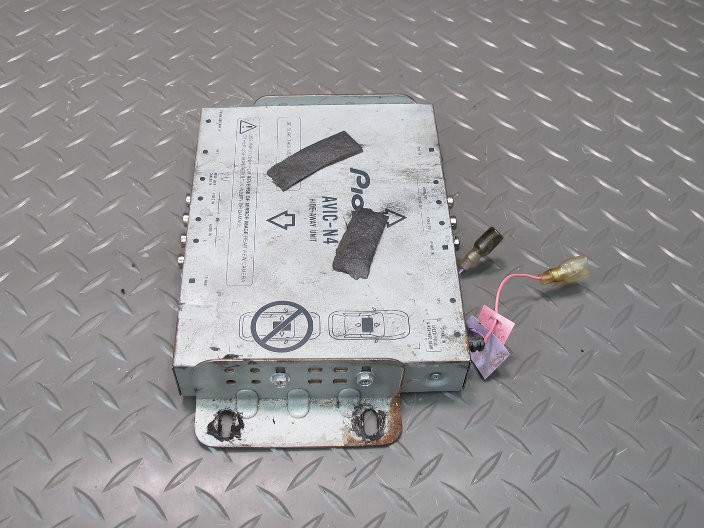 Pioneer AVIC-N4 Hide Away Unit CPN2377