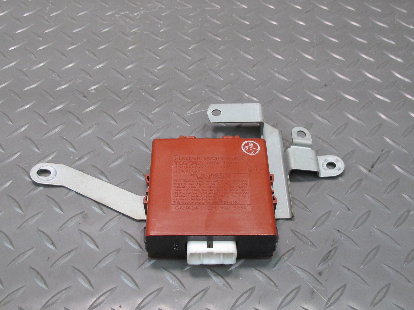 98-00 Lexus UZZ30L SC400 SC300 Receiver Door Control Module 89741-24100 OEM