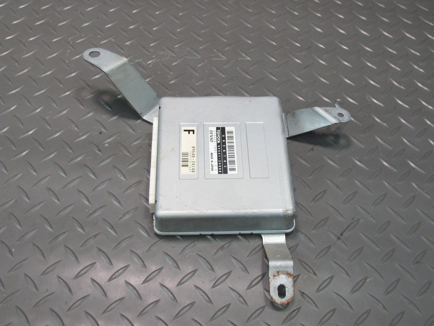 98-00 Lexus UZZ30L SC400 SC300 ABS TRC Traction Control Module 89541-24080 OEM