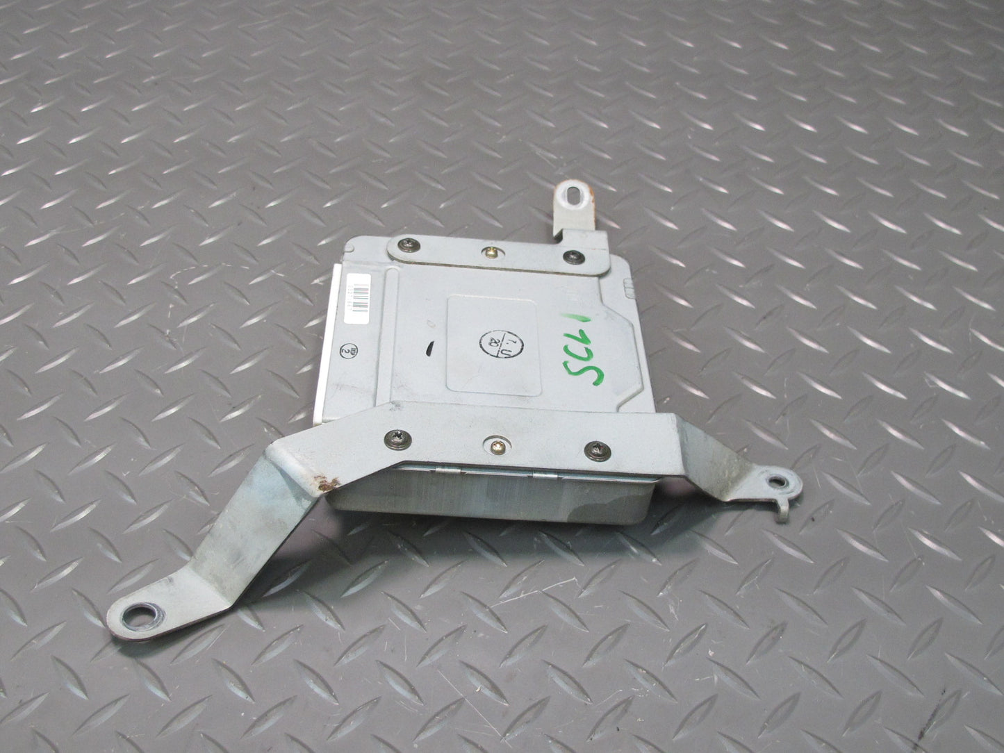 98-00 Lexus UZZ30L SC400 SC300 ABS TRC Traction Control Module 89541-24080 OEM