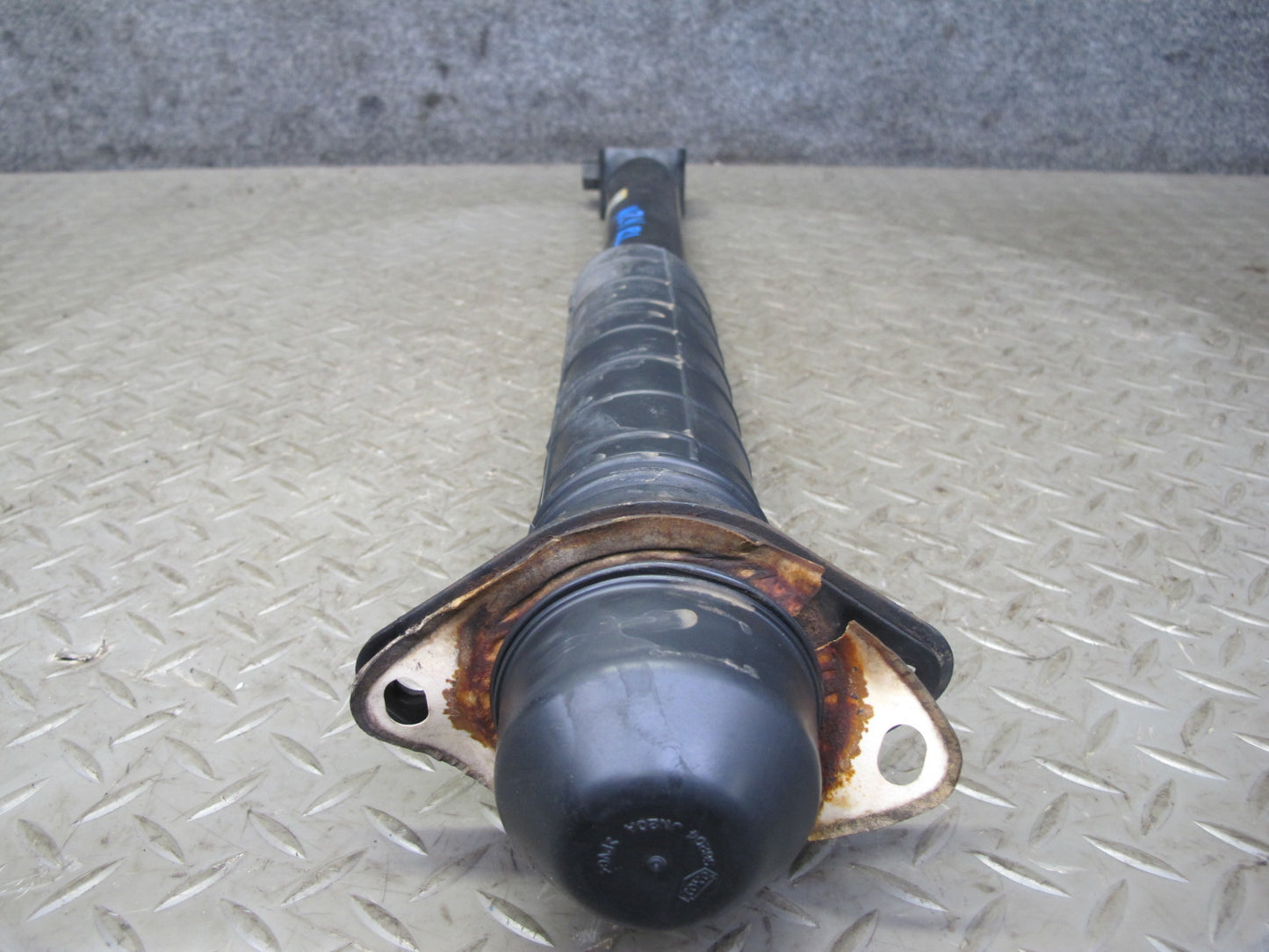 13-14 Nissan Z34 370Z RWD Rear Left & Right Strut Shock Absorber Set OEM