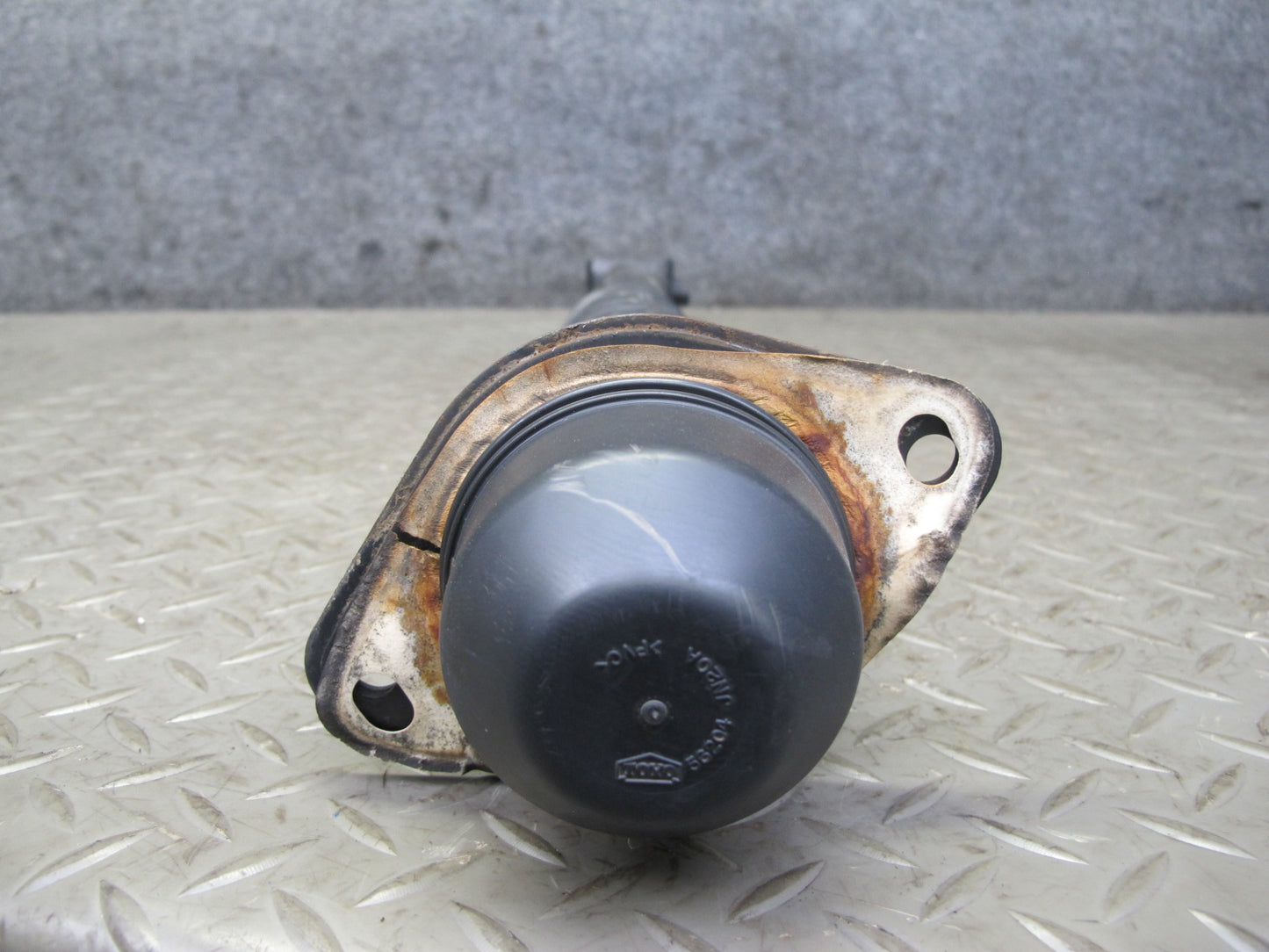 13-14 Nissan Z34 370Z RWD Rear Left & Right Strut Shock Absorber Set OEM