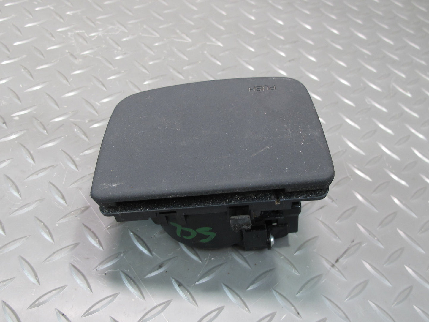 92-00 Lexus UZZ30L SC400 SC300 Front Center Console CUP Holder 55625-24030 OEM