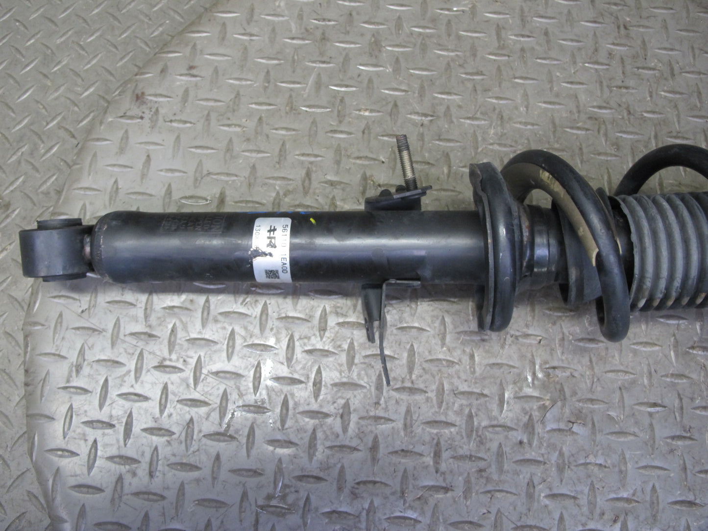 13-14 Nissan Z34 370Z RWD Front Left & Right Strut Shock Absorber Set 98K OEM