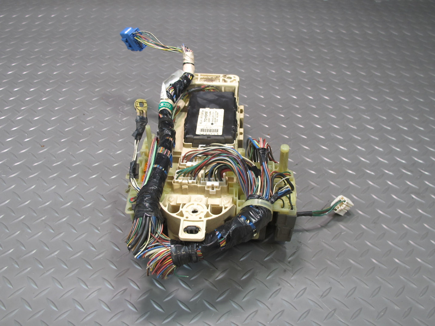 98-00 Lexus UZZ30L SC400 SC300 Dash Relay Fuse Box w Integration Module Assy OEM