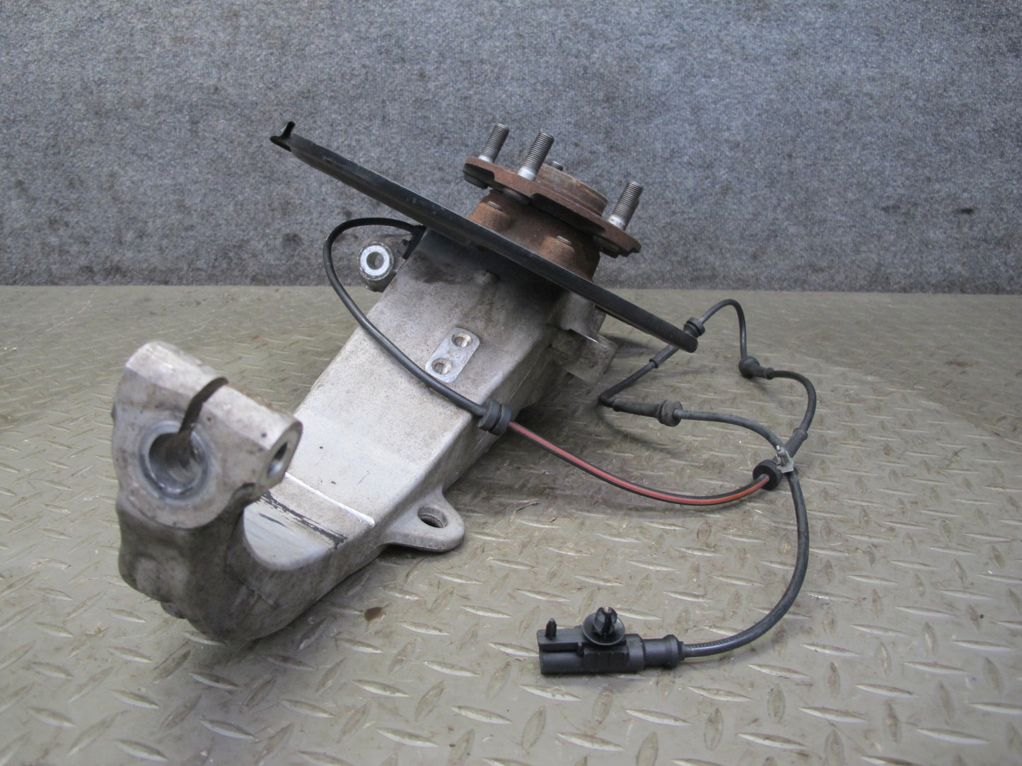 13-14 Nissan Z34 370Z RWD Front Left Spindle Knuckle Wheel Hub Bearing 98K OEM