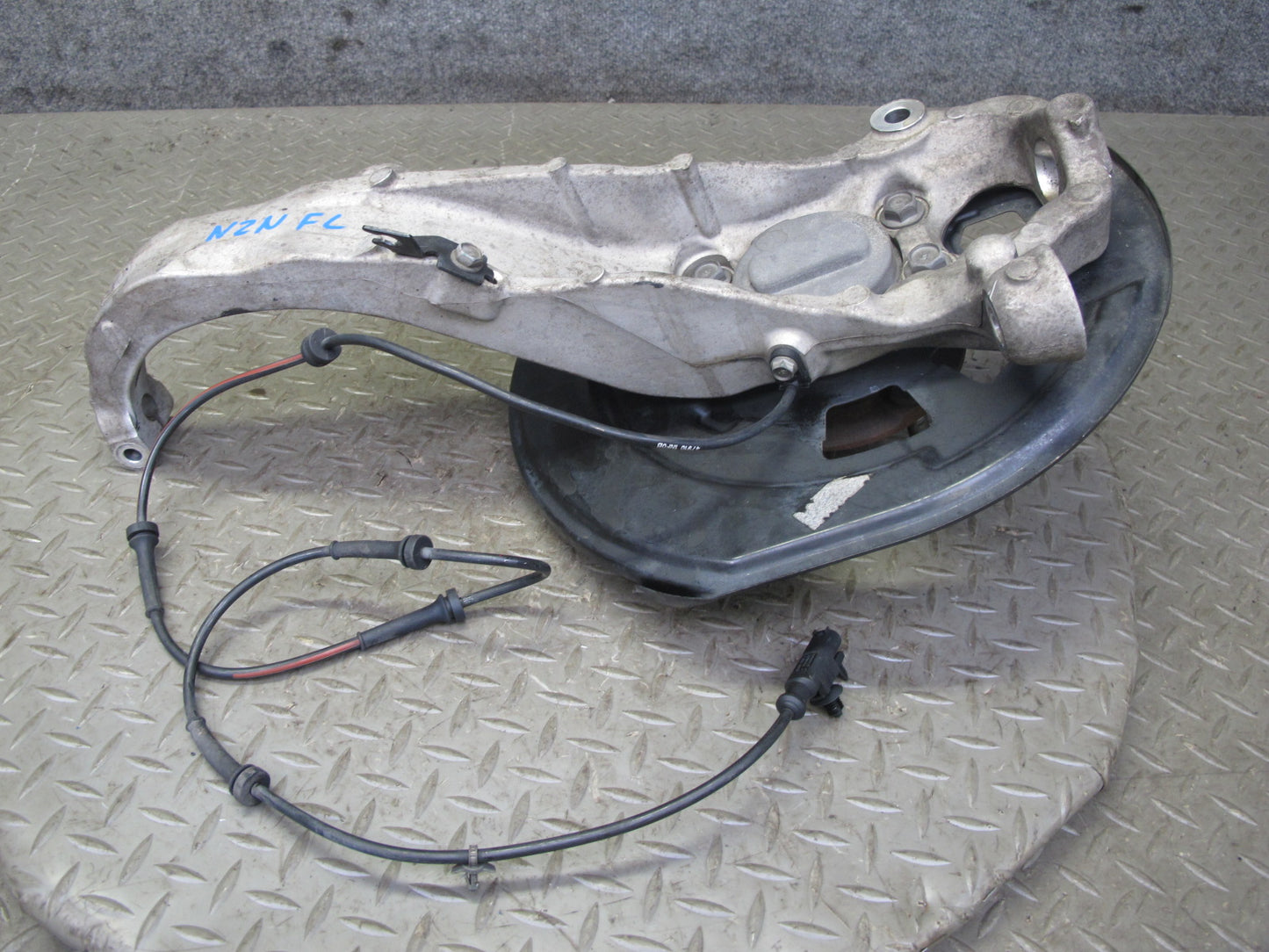 13-14 Nissan Z34 370Z RWD Front Left Spindle Knuckle Wheel Hub Bearing 98K OEM