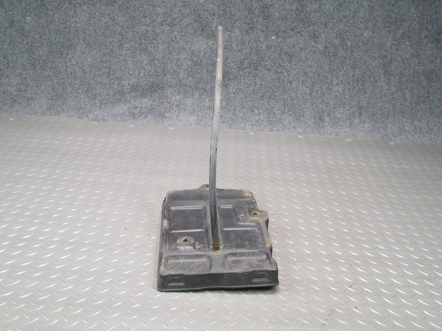 92-00 Lexus UZZ30L SC400 SC300 Battery Tray Holder Bracket Tie Down Set OEM