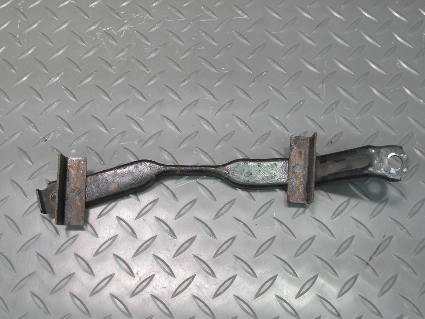 92-00 Lexus UZZ30L SC400 SC300 Battery Tray Holder Bracket Tie Down Set OEM